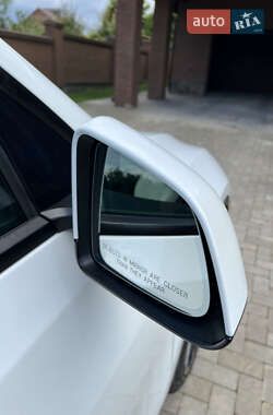 Внедорожник / Кроссовер Tesla Model Y 2022 в 
