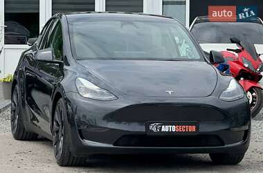 Внедорожник / Кроссовер Tesla Model Y 2024 в 