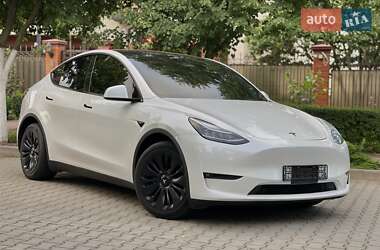 Внедорожник / Кроссовер Tesla Model Y 2023 в 