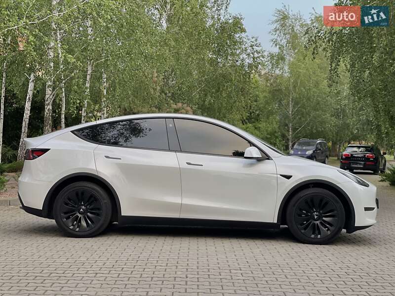 Внедорожник / Кроссовер Tesla Model Y 2023 в Одессе
