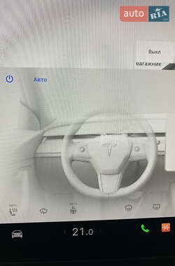 Внедорожник / Кроссовер Tesla Model Y 2024 в 