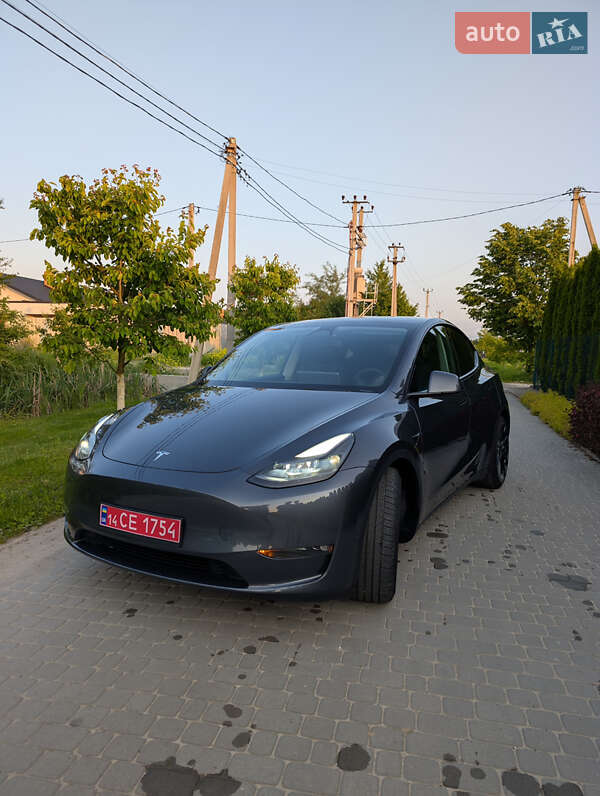 Внедорожник / Кроссовер Tesla Model Y 2023 в Львове
