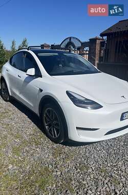 Внедорожник / Кроссовер Tesla Model Y 2023 в 