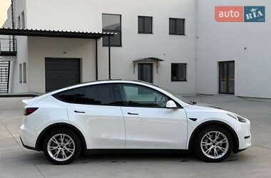 Внедорожник / Кроссовер Tesla Model Y 2023 в 