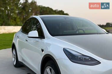 Внедорожник / Кроссовер Tesla Model Y 2023 в 