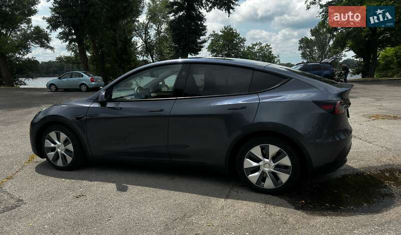 Внедорожник / Кроссовер Tesla Model Y 2023 в Кременчуге