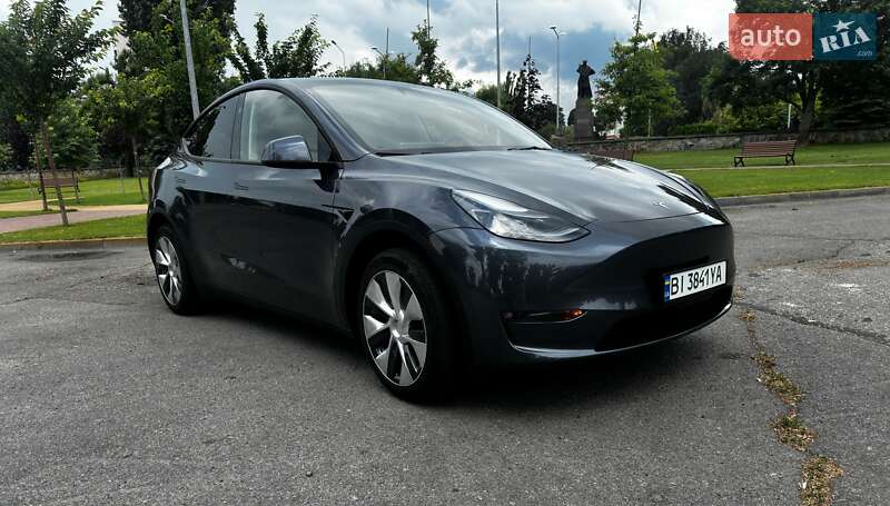 Внедорожник / Кроссовер Tesla Model Y 2023 в Кременчуге