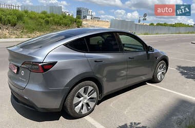 Внедорожник / Кроссовер Tesla Model Y 2024 в 