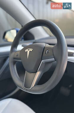 Внедорожник / Кроссовер Tesla Model Y 2023 в 