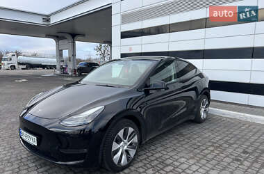 Позашляховик / Кросовер Tesla Model Y 2022 в 