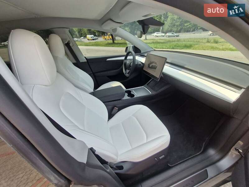 Позашляховик / Кросовер Tesla Model Y 2024 в Дніпрі фото 9 Позашляховик / Кросовер Tesla Model Y 2024 в Дніпрі