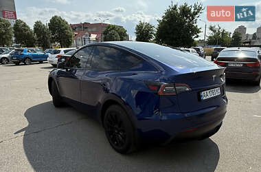Внедорожник / Кроссовер Tesla Model Y 2023 в 