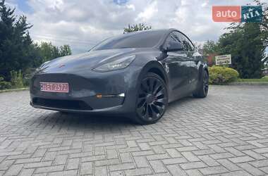 Внедорожник / Кроссовер Tesla Model Y 2022 в Киеве