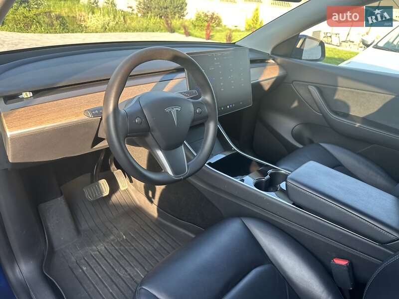 Позашляховик / Кросовер Tesla Model Y 2020 в Львові