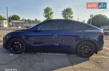 Внедорожник / Кроссовер Tesla Model Y 2021 в 