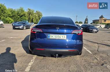 Внедорожник / Кроссовер Tesla Model Y 2021 в 