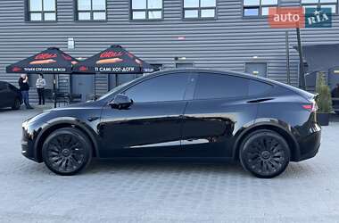 Внедорожник / Кроссовер Tesla Model Y 2024 в 