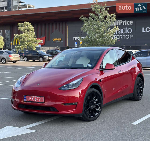 Внедорожник / Кроссовер Tesla Model Y 2023 в 