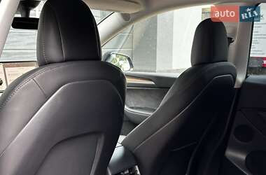 Внедорожник / Кроссовер Tesla Model Y 2023 в 