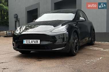 Внедорожник / Кроссовер Tesla Model Y 2023 в 