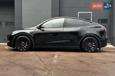 Внедорожник / Кроссовер Tesla Model Y 2023 в 