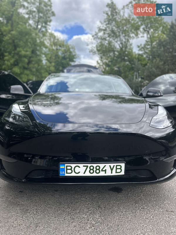 Внедорожник / Кроссовер Tesla Model Y 2024 в Львове
