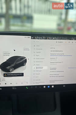 Внедорожник / Кроссовер Tesla Model Y 2024 в 