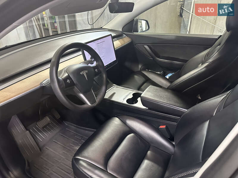 Внедорожник / Кроссовер Tesla Model Y 2021 в Львове фото 16 Внедорожник / Кроссовер Tesla Model Y 2021 в Львове