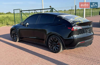 Внедорожник / Кроссовер Tesla Model Y 2021 в 