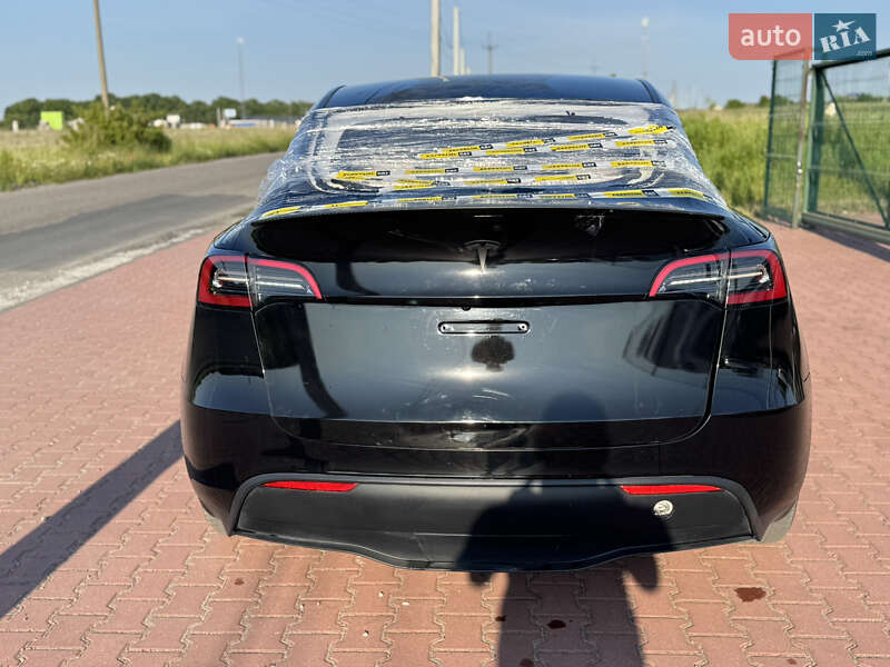 Внедорожник / Кроссовер Tesla Model Y 2021 в Ровно