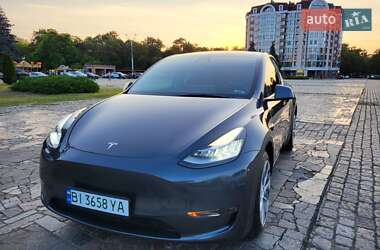 Внедорожник / Кроссовер Tesla Model Y 2023 в 