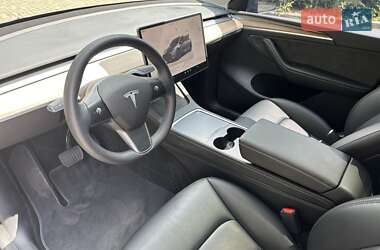 Внедорожник / Кроссовер Tesla Model Y 2023 в 