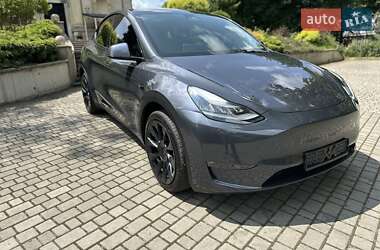 Внедорожник / Кроссовер Tesla Model Y 2023 в 
