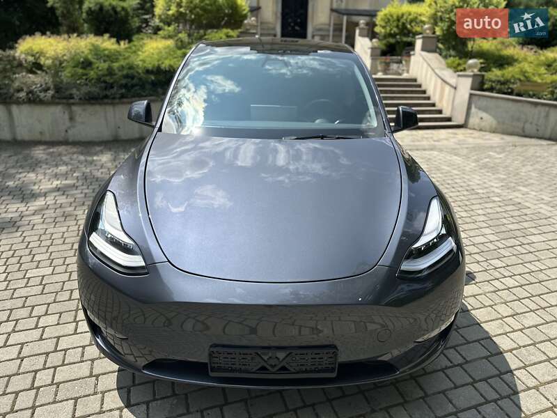Внедорожник / Кроссовер Tesla Model Y 2023 в Львове