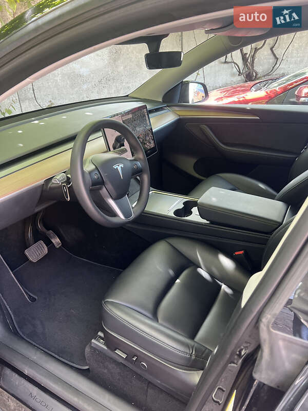 Внедорожник / Кроссовер Tesla Model Y 2023 в Черкассах