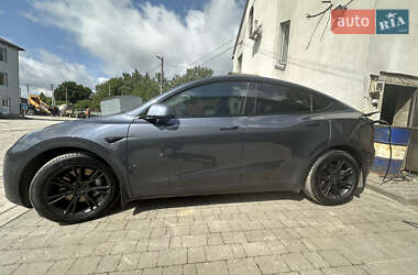 Внедорожник / Кроссовер Tesla Model Y 2021 в 