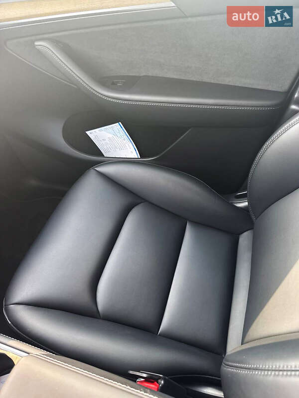 Внедорожник / Кроссовер Tesla Model Y 2023 в Одессе