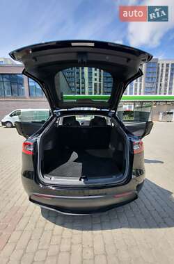 Внедорожник / Кроссовер Tesla Model Y 2020 в 