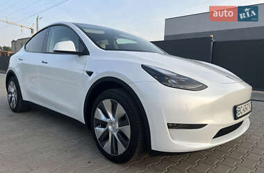Позашляховик / Кросовер Tesla Model Y 2024 в Львові
