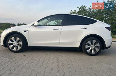 Внедорожник / Кроссовер Tesla Model Y 2024 в 