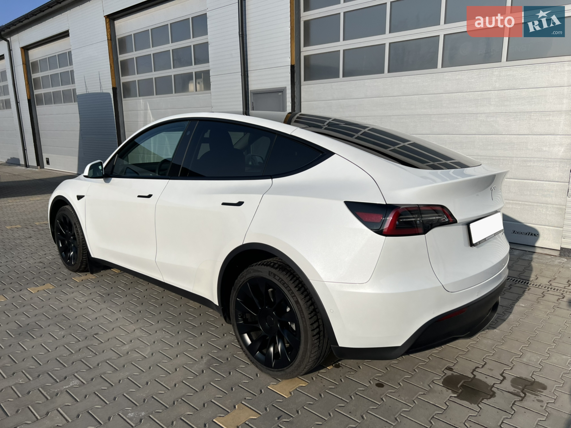 2022 Tesla Model Y - мініатюра 8