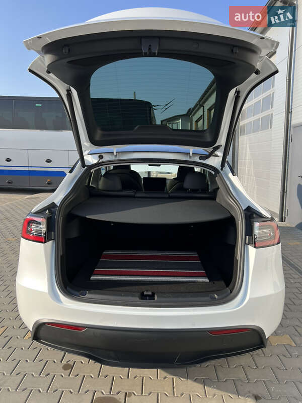 Внедорожник / Кроссовер Tesla Model Y 2022 в Одессе
