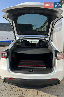 Внедорожник / Кроссовер Tesla Model Y 2022 в 