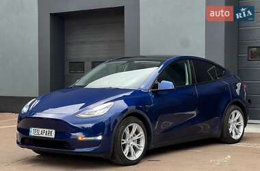 Внедорожник / Кроссовер Tesla Model Y 2021 в 