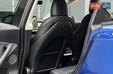 Внедорожник / Кроссовер Tesla Model Y 2021 в 