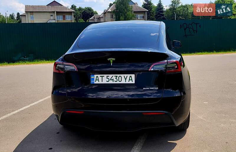 Внедорожник / Кроссовер Tesla Model Y 2023 в Ивано-Франковске