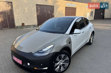 Внедорожник / Кроссовер Tesla Model Y 2020 в 