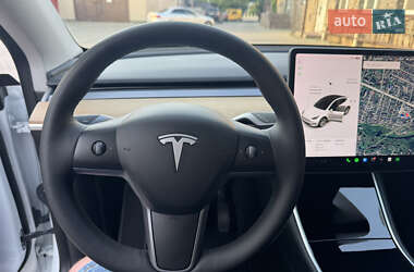 Внедорожник / Кроссовер Tesla Model Y 2020 в 