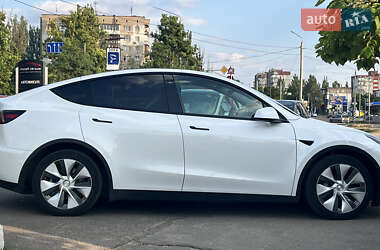 Позашляховик / Кросовер Tesla Model Y 2021 в 