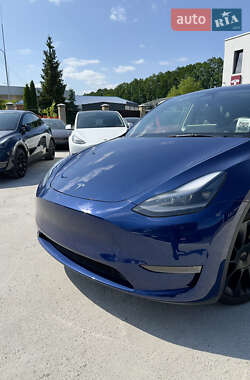 Внедорожник / Кроссовер Tesla Model Y 2024 в 